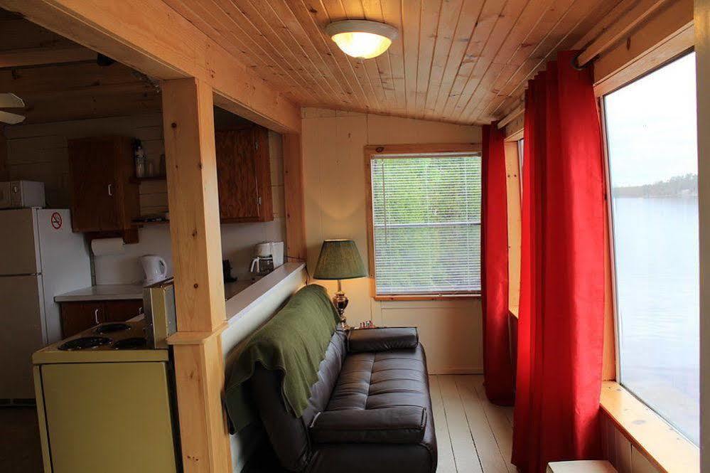 Mashkinonje Lodge Lavigne Экстерьер фото